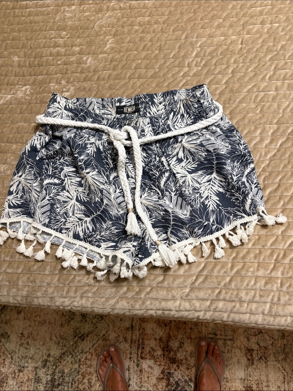 Fringe navy and white shorts - size small